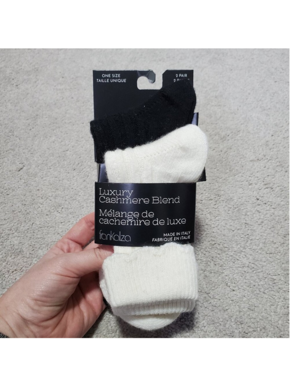 FRANKALZA NWT Luxury Cashmere Blend Scallop Socks 2 Pairs Black Ivory Women's OS